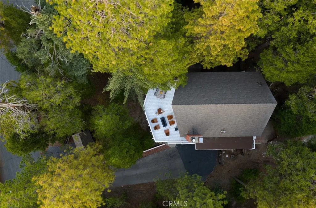 527 Rainier Road, Lake Arrowhead, California 92352 home-pic-38